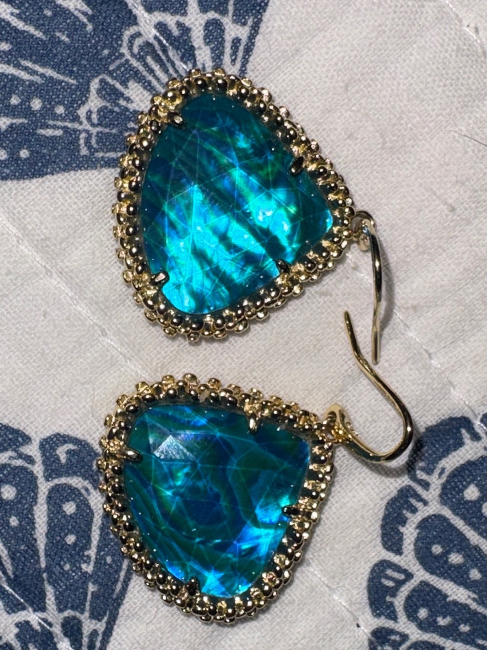 Kendra Scott Turquoise Blue Dangle earrings